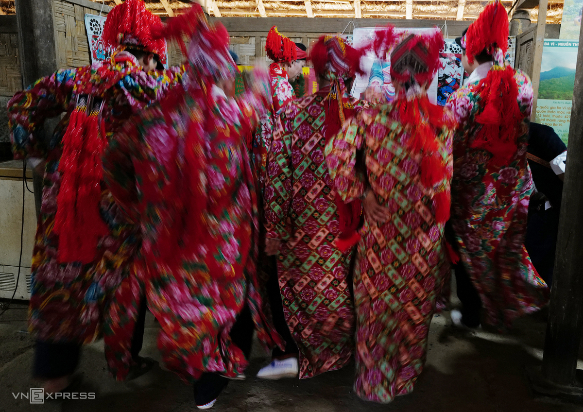 Tái hiện lễ hội Bản Vương của người Dao tại Hà Nội - 9
