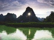 Ngỡ ngàng Mắt Thần Núi ở Cao Bằng