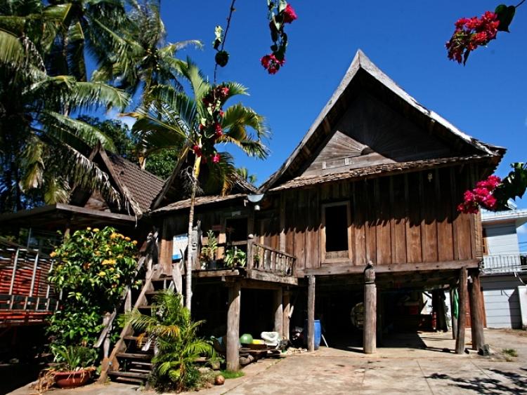 Căn nhà sàn hơn 130 tuổi của vua voi Buôn Đôn