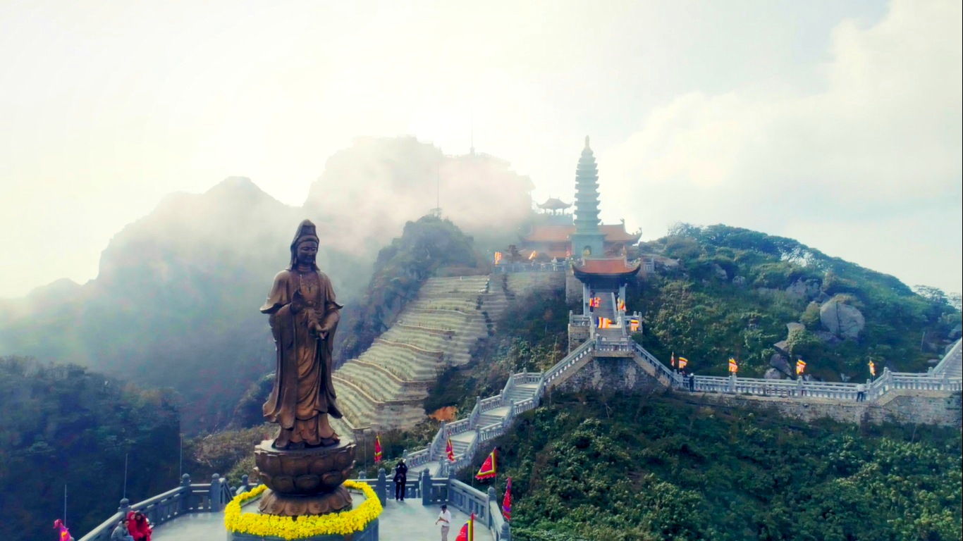 Giải mã sự linh thiêng của những ngôi chùa trên núi - 3
