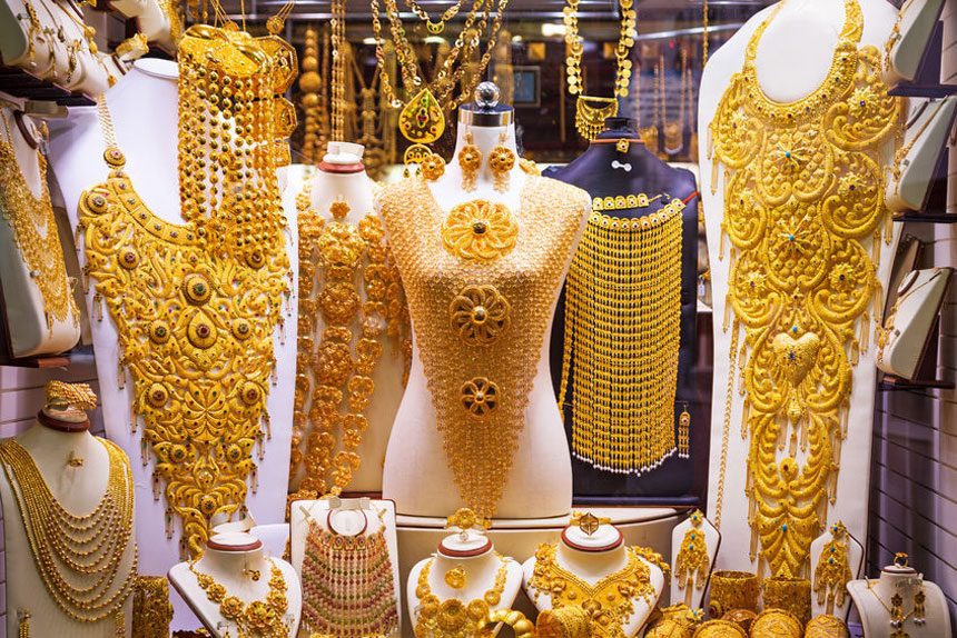 Dubai: Khu chợ bày bán hàng tấn vàng, "mặc cả" như mua rau - 3