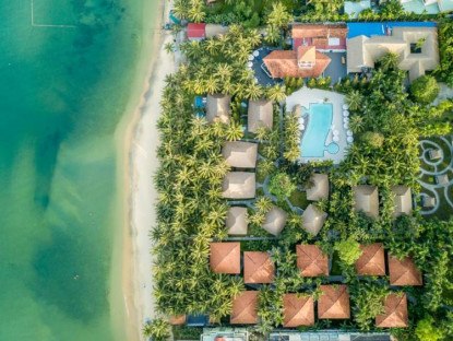 Ở đâu - L’Azure Resort - không gian xanh mát giữa lòng đảo Ngọc