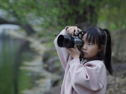 Chuyện hay - Cô bé 6 tuổi trở thành nhiếp ảnh gia nổi tiếng