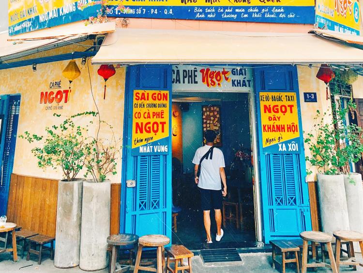 Hẹn hò Sài Gòn: “Đổi gió“ với không gian lạ lẫm của cà phê phong cách đường phố