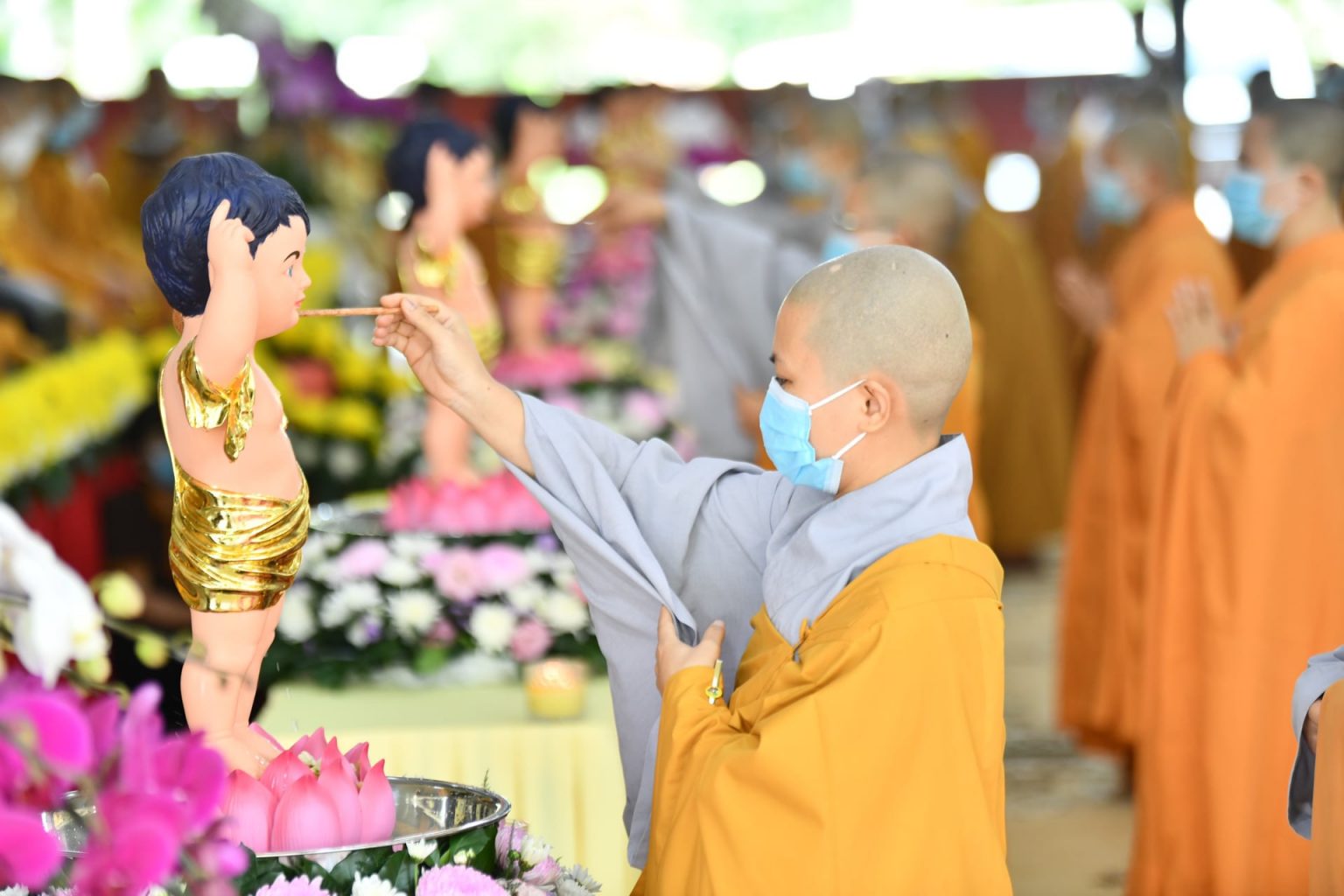 Phật tử cả nước đón mừng Đại lễ Phật đản - 1