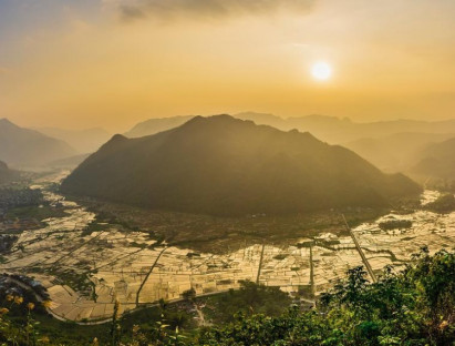Du khảo - 4 thung lũng ở Việt Nam đẹp như tranh vẽ