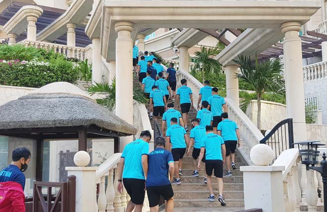 ĐT Việt Nam săn vé World Cup ở UAE: Đề cao cảnh giác, tránh gặp “người lạ” - 3
