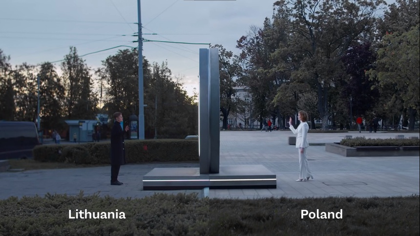 'Cổng không gian' nối hai thành phố tại Lithuania và Ba Lan - 1