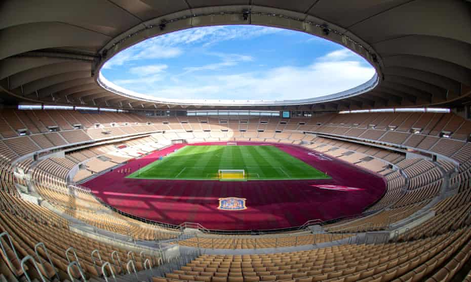 Choáng ngợp với quy mô của 11 sân vận động tổ chức EURO 2021 - 19