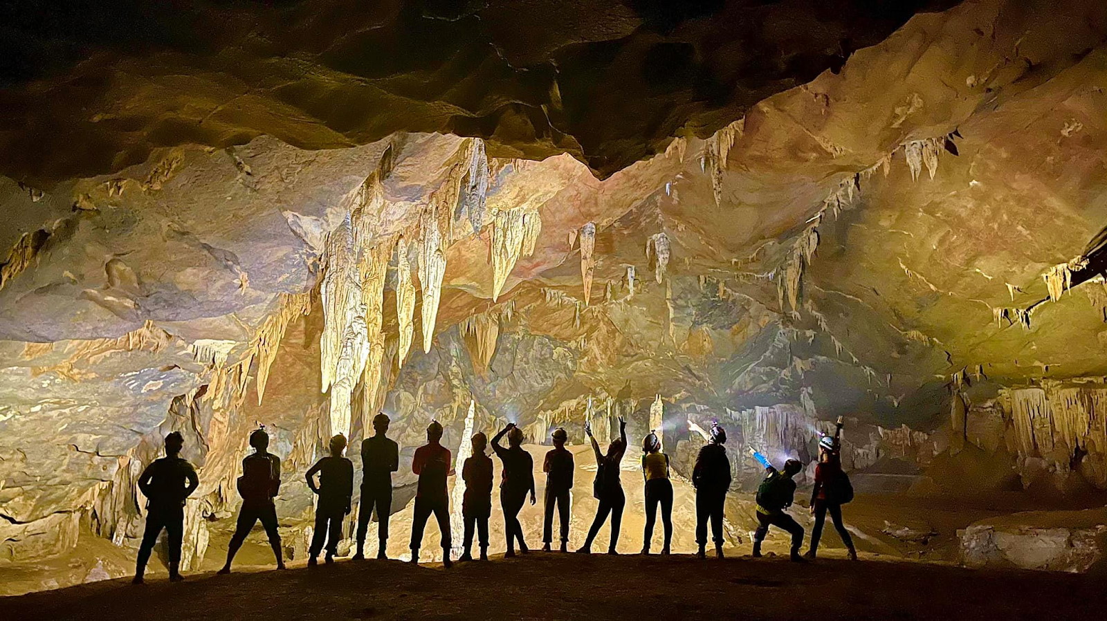 Khám phá tour thám hiểm hang động Quảng Bình với giá thấp kỷ lục - 3