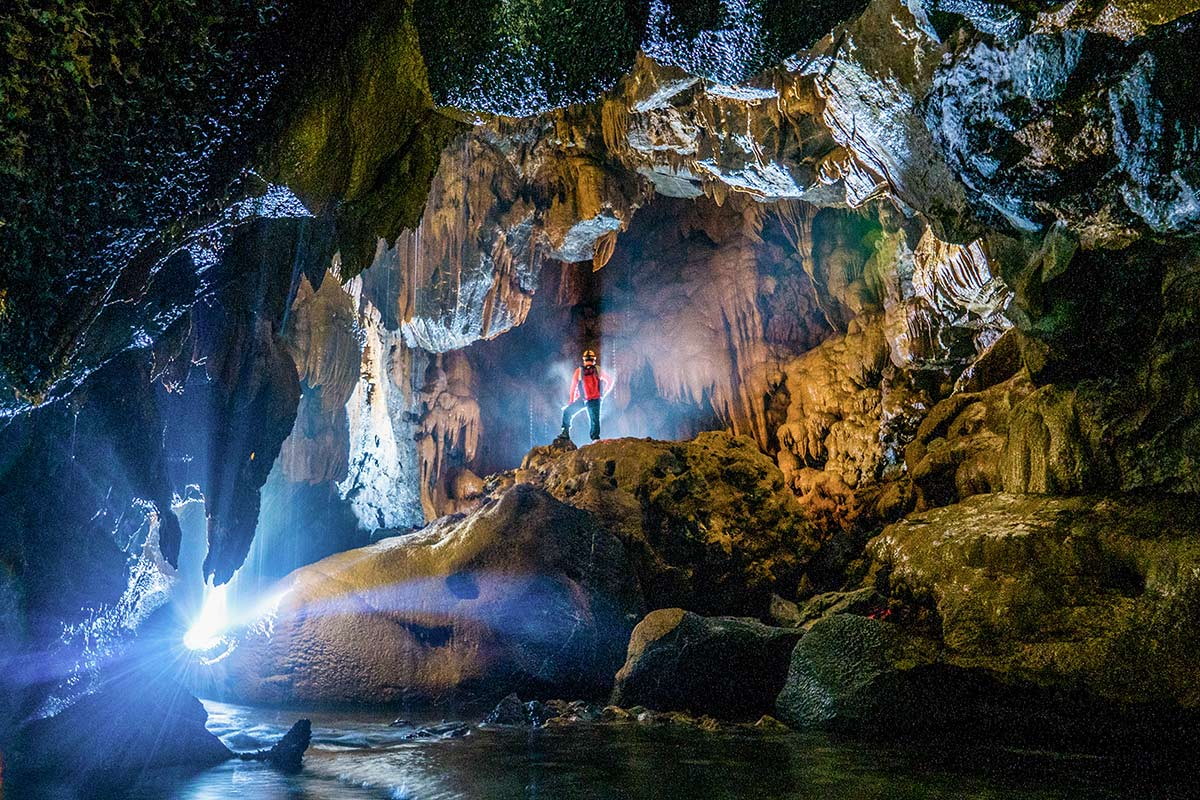 Khám phá tour thám hiểm hang động Quảng Bình với giá thấp kỷ lục - 8