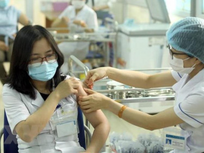 Chuyển động - Bộ Y tế chuyển 800.000 liều vắc xin COVID-19 cho TP.HCM