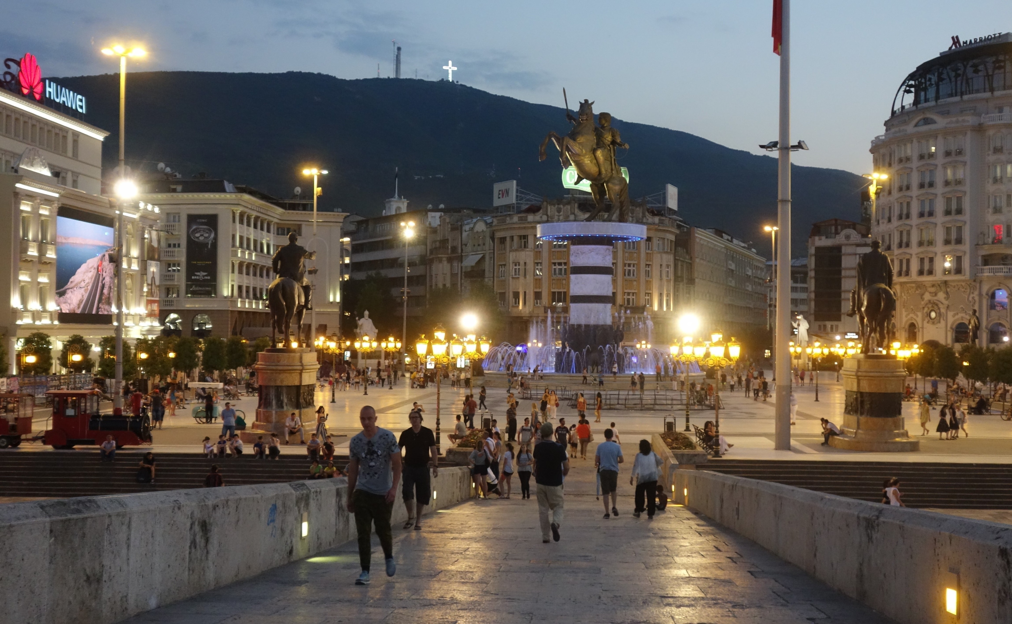 Kinh nghiệm du lịch Bắc Macedonia: Đất nước nhỏ xinh lần đầu tham dự EURO - 4