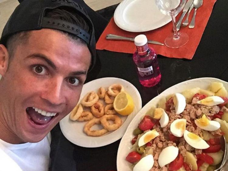 Khám phá “kho lương thực“ của Ronaldo và đồng đội ở Euro 2020: Toàn hàng xách tay!