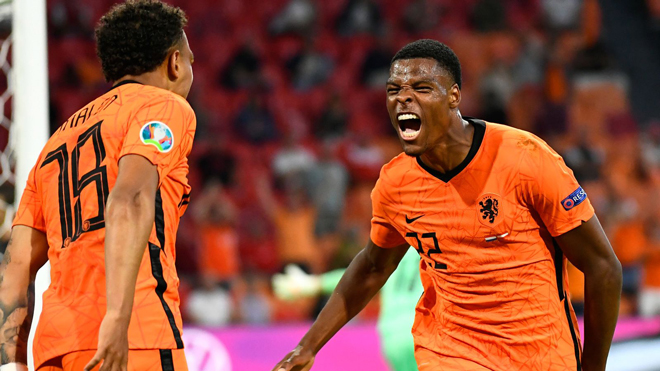 Nóng bảng xếp hạng EURO: Hà Lan - Bỉ dắt nhau đi tiếp, chờ Anh tiếp bước - 2
