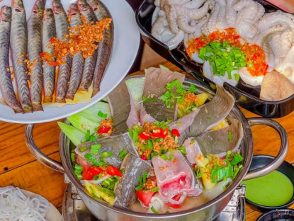 Ăn gì - Sài Gòn ngày mưa “ấm bụng chắc dạ” với 5 quán lẩu ăn là ghiền