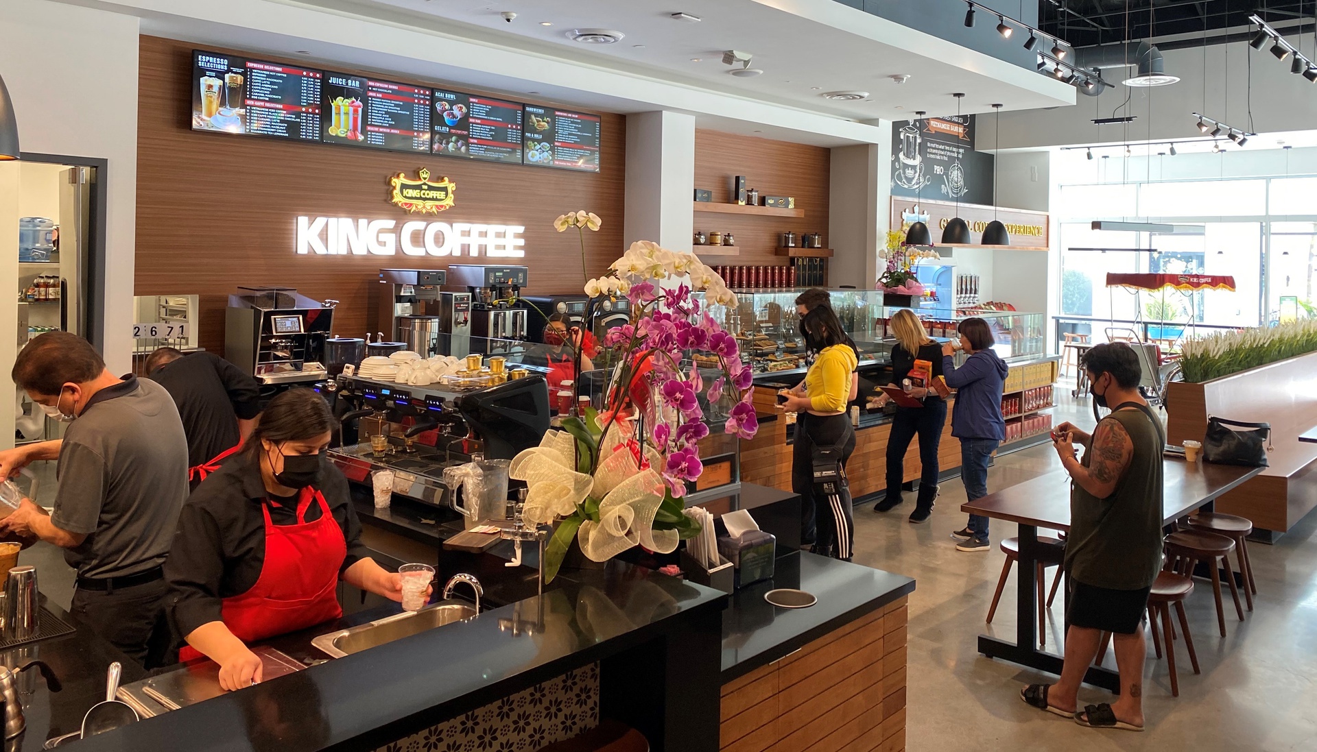 Phúc Long, King Coffee xuất ngoại, tìm đường cho chuỗi cafe Việt - 1