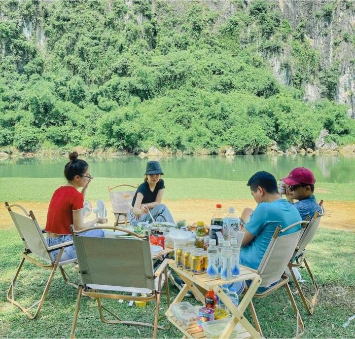 Điểm cắm trại ngắm cảnh cực chill giữa dòng sông nằm cách Hà Nội chỉ 2 giờ đi xe - 8