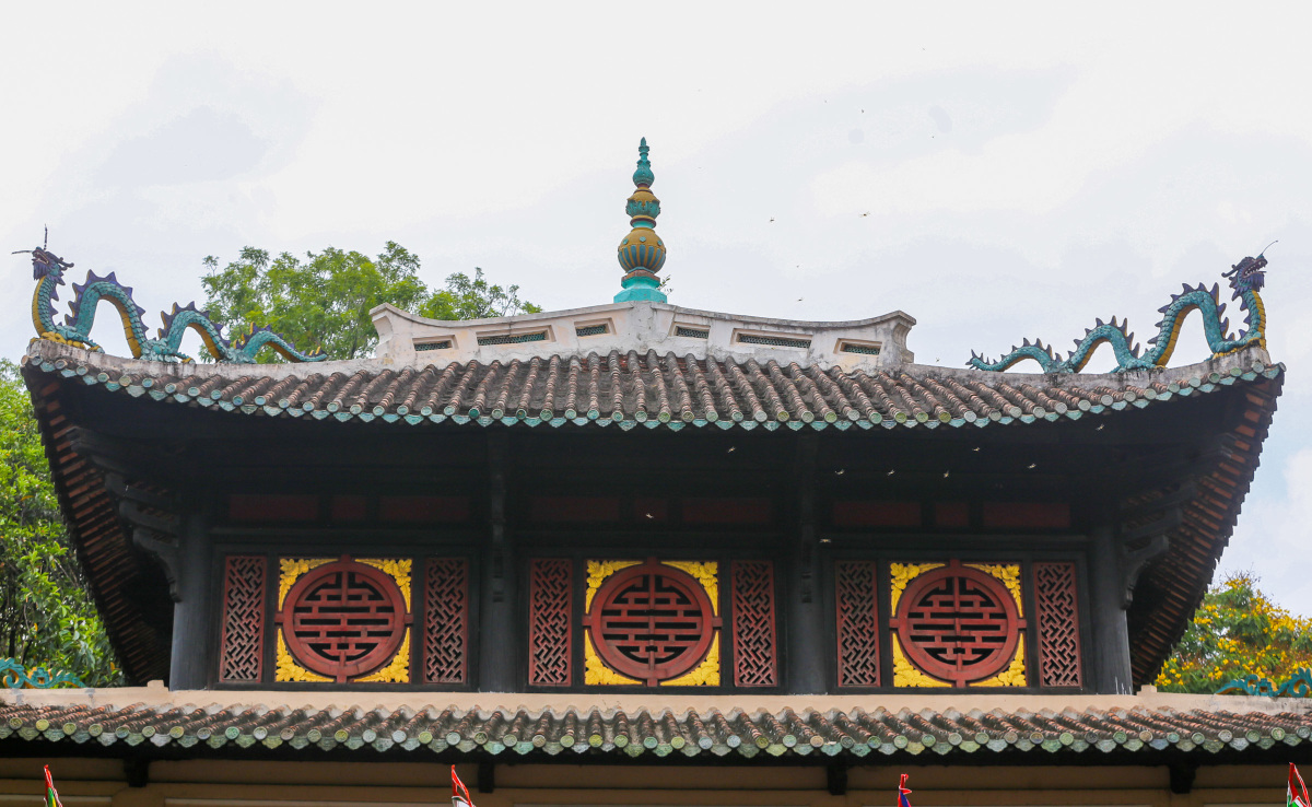 Điểm đến cho ngày Giỗ Tổ: 4 đền thờ Vua Hùng lớn nhất tại TP.HCM - 2