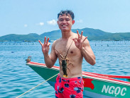 Đi ăn lệch giờ, tìm nơi vắng vẻ khi du lịch mùa lễ