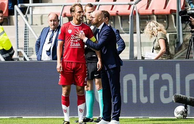 Trò cũ khen Ten Hag xuất sắc như Pep, cảnh báo MU sẽ khó khăn vì điều này - 2