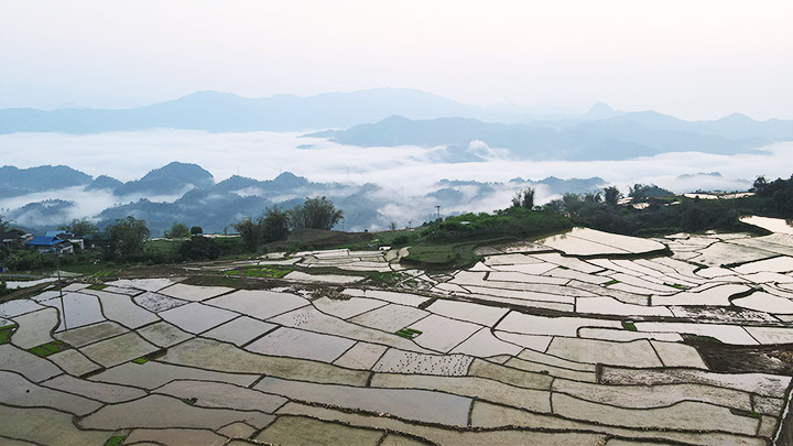 Săn mây, tắm suối trên đất Chiềng Yên - 1