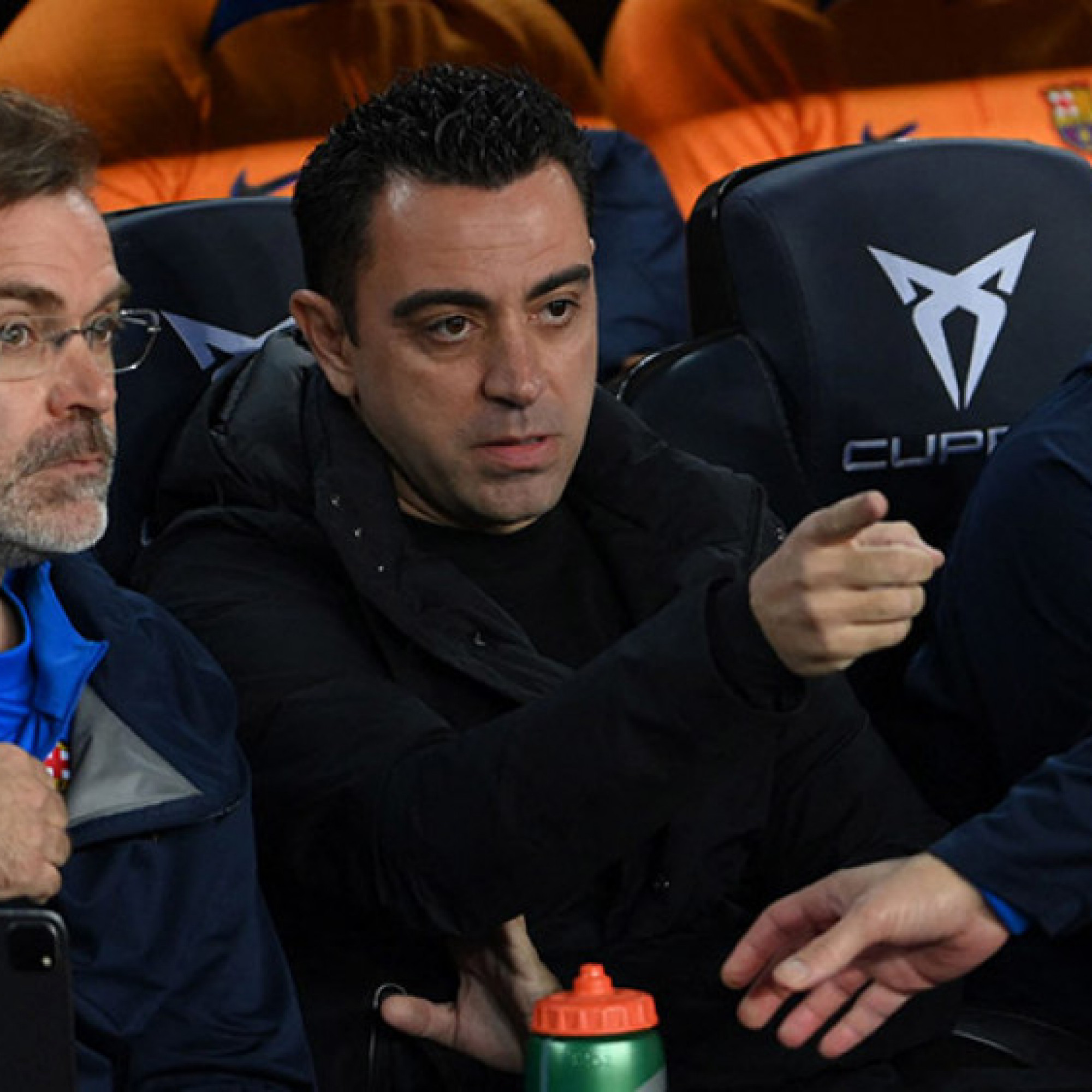 2 vấn đề mà Xavi cần phải giải quyết trong cuộc đụng độ với Galatasaray đêm nay