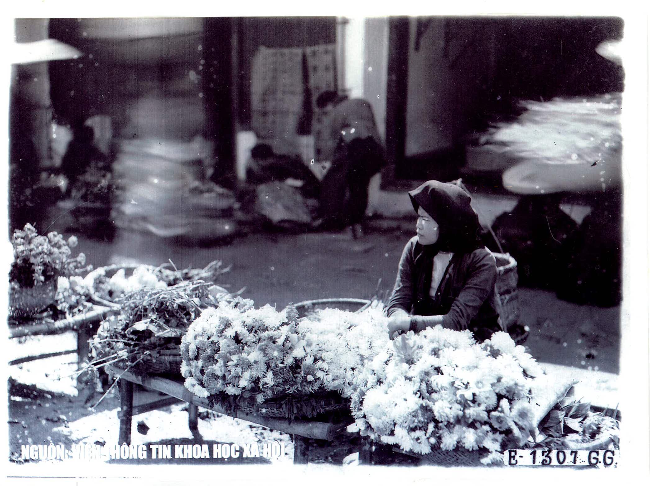 Chợ và phố chợ Hà Nội trăm năm trước qua tư liệu ảnh - 9
