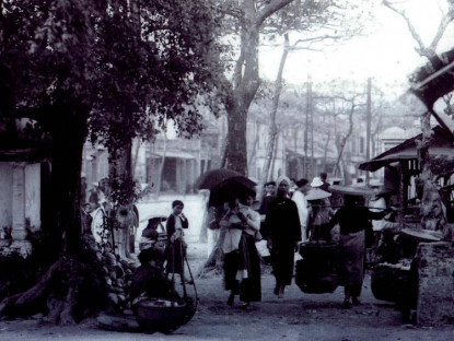 Giải trí - Chợ và phố chợ Hà Nội trăm năm trước qua tư liệu ảnh