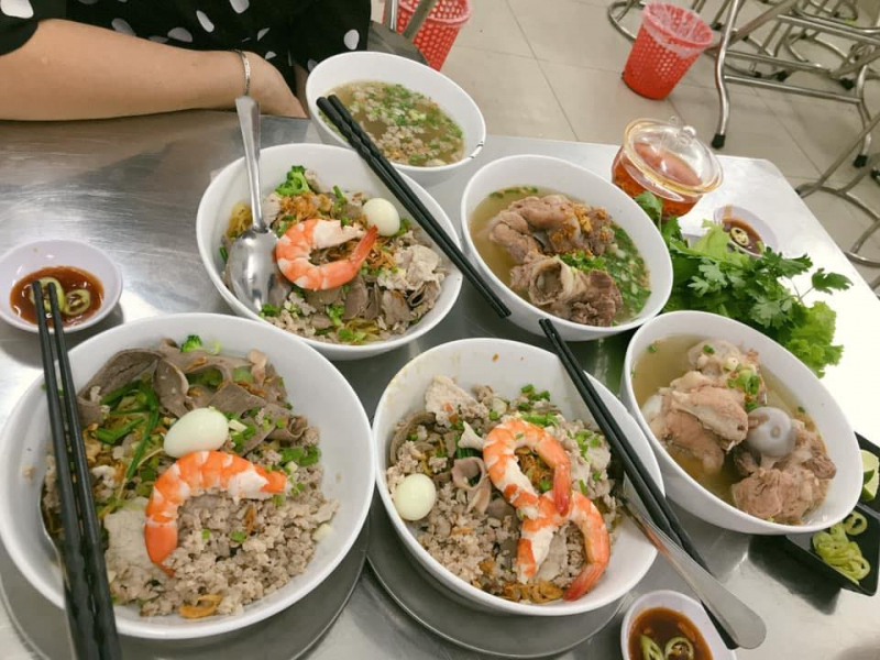 6 món ăn "chân ái" Sài Gòn không thể bỏ lỡ mỗi khi đến nơi đây - 5