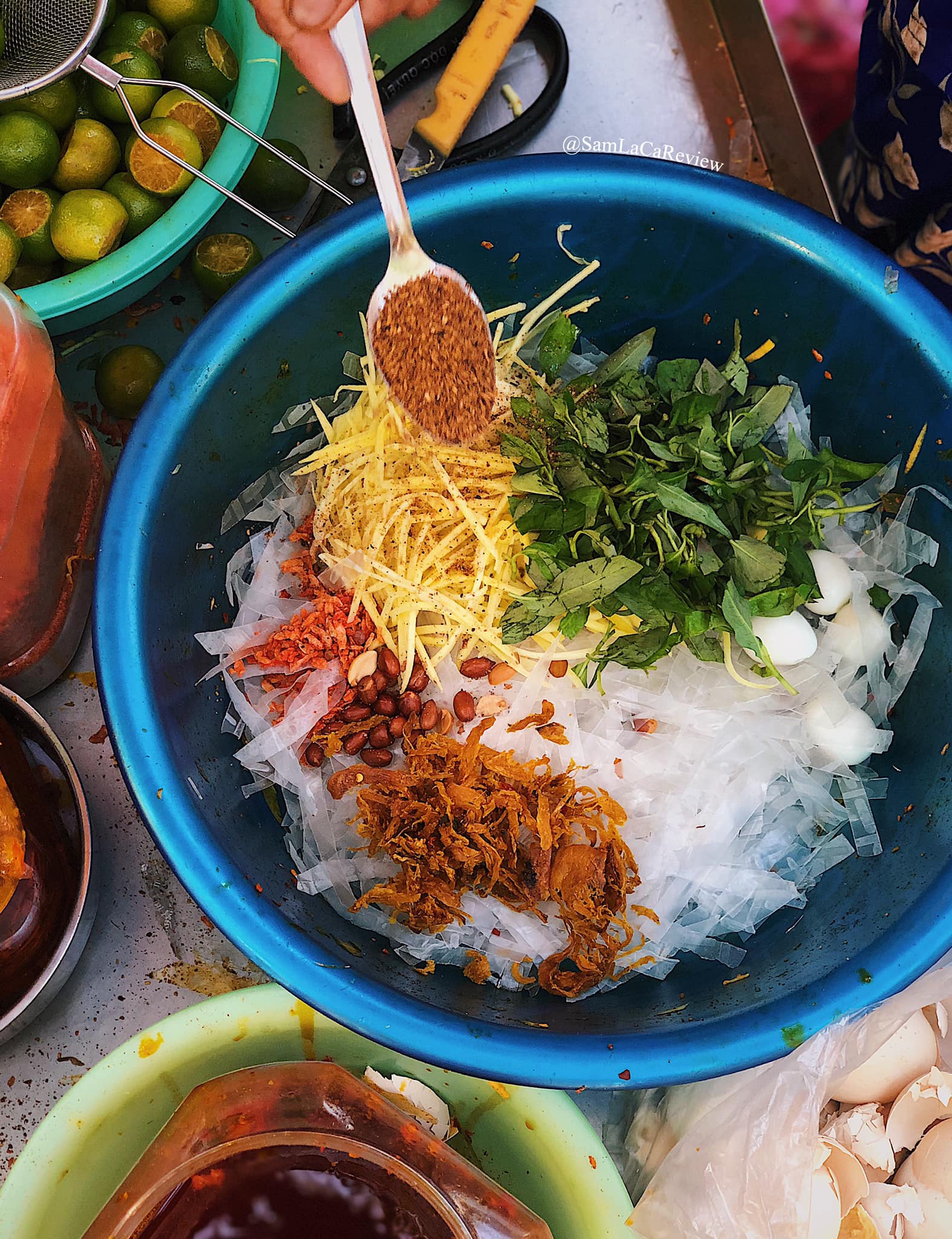 6 món ăn "chân ái" Sài Gòn không thể bỏ lỡ mỗi khi đến nơi đây - 10
