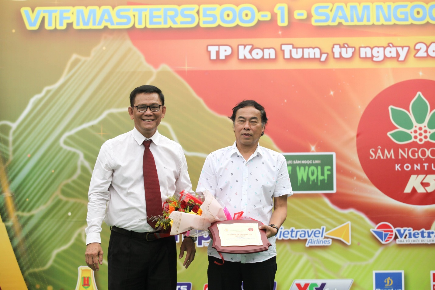  140 VĐV tranh tài tại giải quần vợt quốc gia cúp Sâm Ngọc Linh - 2