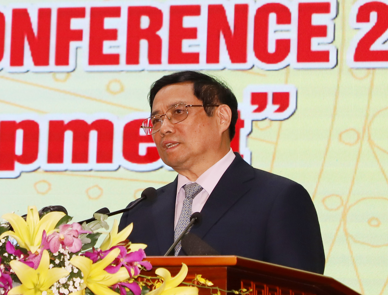 Thủ tướng Phạm Minh Chính nói về 12 chữ trong thu hút đầu tư - 1
