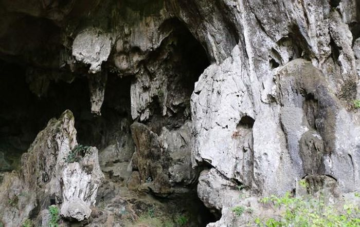 Đến Yên Bái thăm ngôi chùa độc đáo nằm trong hang đá triệu năm - 10