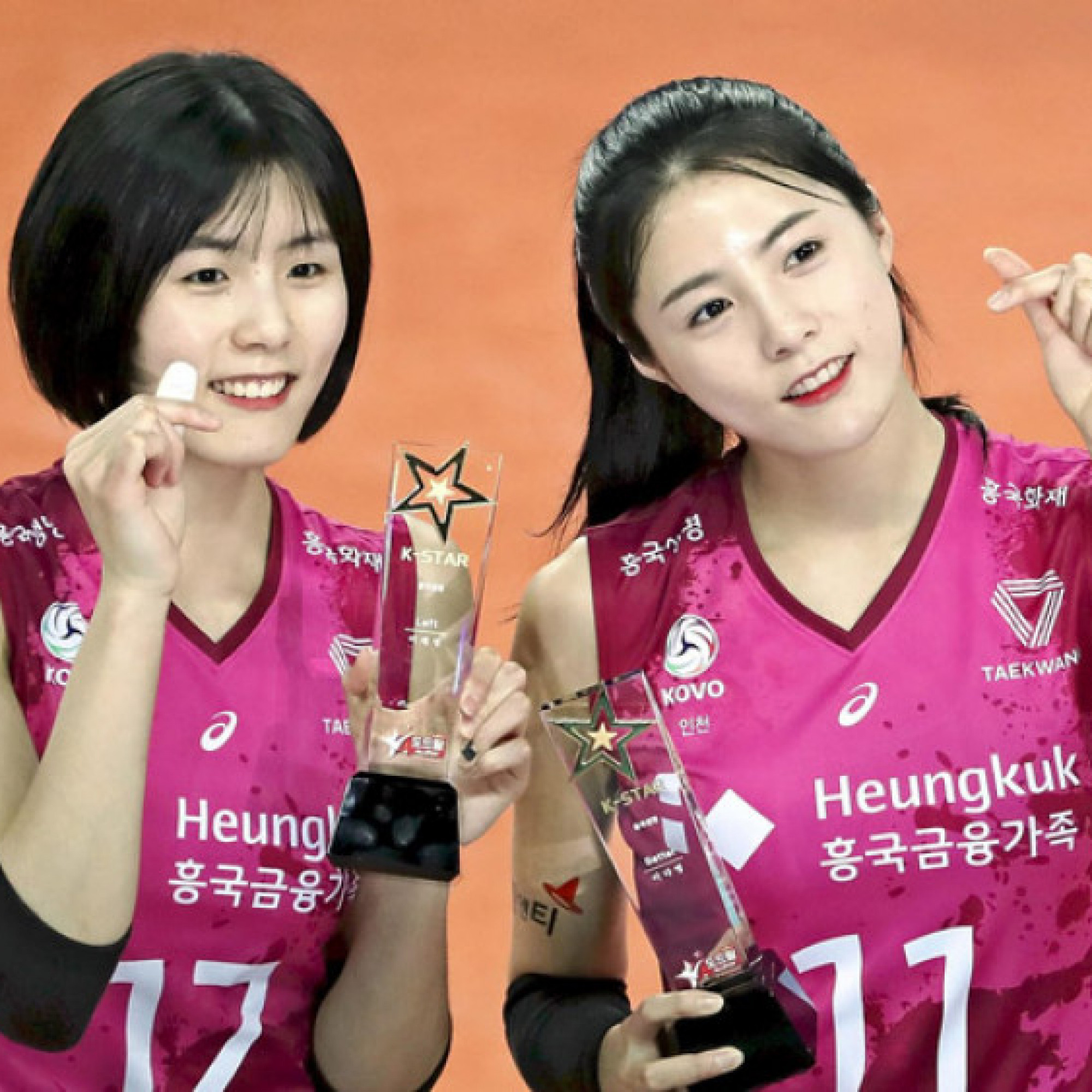 Thể thao - 2 mỹ nhân bóng chuyền Hàn Quốc lận đận, thiên thần Sabina khoe hạnh phúc