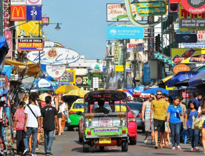 Phố ăn chơi nổi tiếng Thái Lan dần hồi sinh