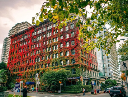 Ở đâu - Khách sạn 'đổi màu' theo mùa ở Vancouver