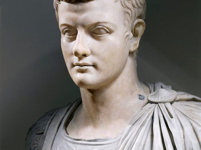 Chi tiết giật mình về ông hoàng ngông cuồng nhất La Mã cổ đại - 8