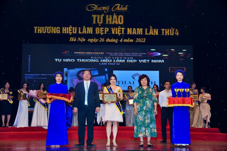 Thai Anh Aesthetic & Clinic vinh dự nhận giải thưởng danh giá tại sự kiện “Tự hào Thương hiệu làm đẹp Việt Nam lần thứ 4” - 2