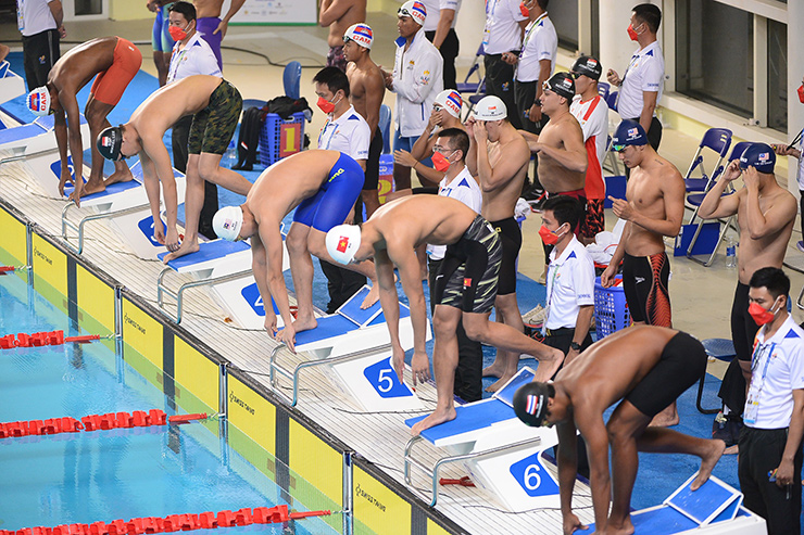 Bơi Việt Nam có HCV không tưởng, ngơ ngác nhà vô địch Olympic phạm lỗi ở SEA Games - 5