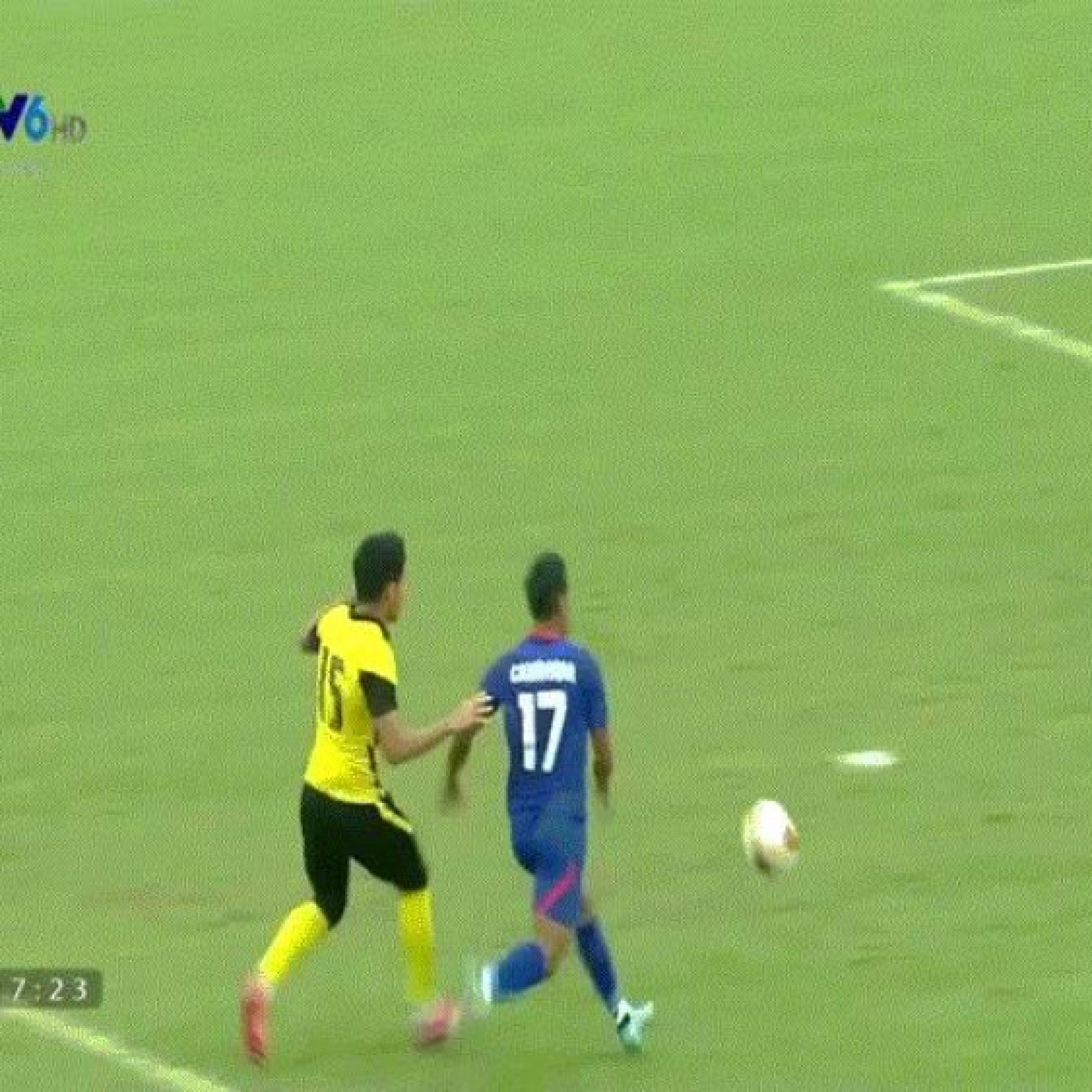 Video bóng đá U23 Malaysia - U23 Campuchia: Rượt đuổi 4 bàn, ngôi đầu lung lay (SEA Games 31)