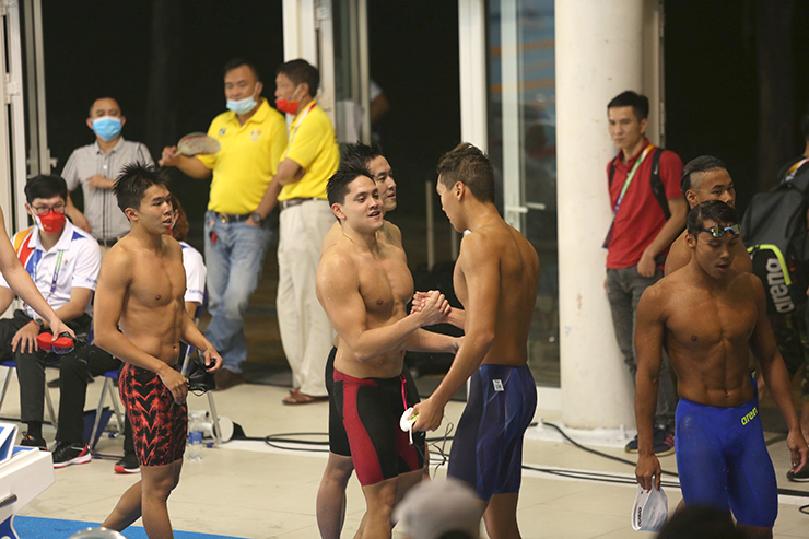 Huy Hoàng phá kỷ lục bơi SEA Games, thách thức siêu sao Schooling - 2