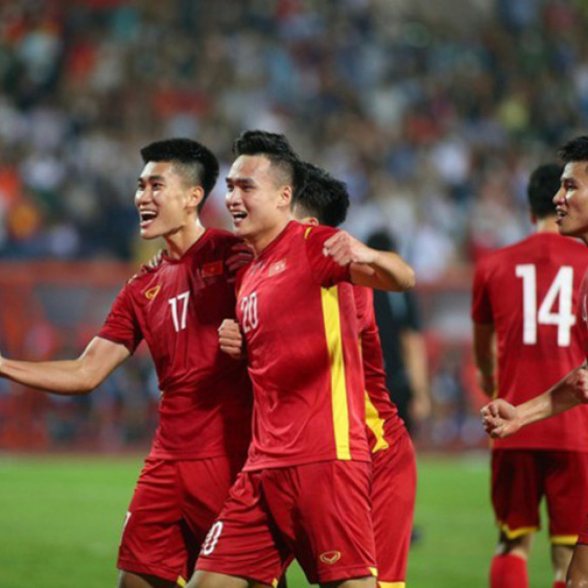  - U23 Việt Nam tính kế đá bán kết, nghi U23 Malaysia "giấu bài" (Clip 1 phút Bóng đá 24H)
