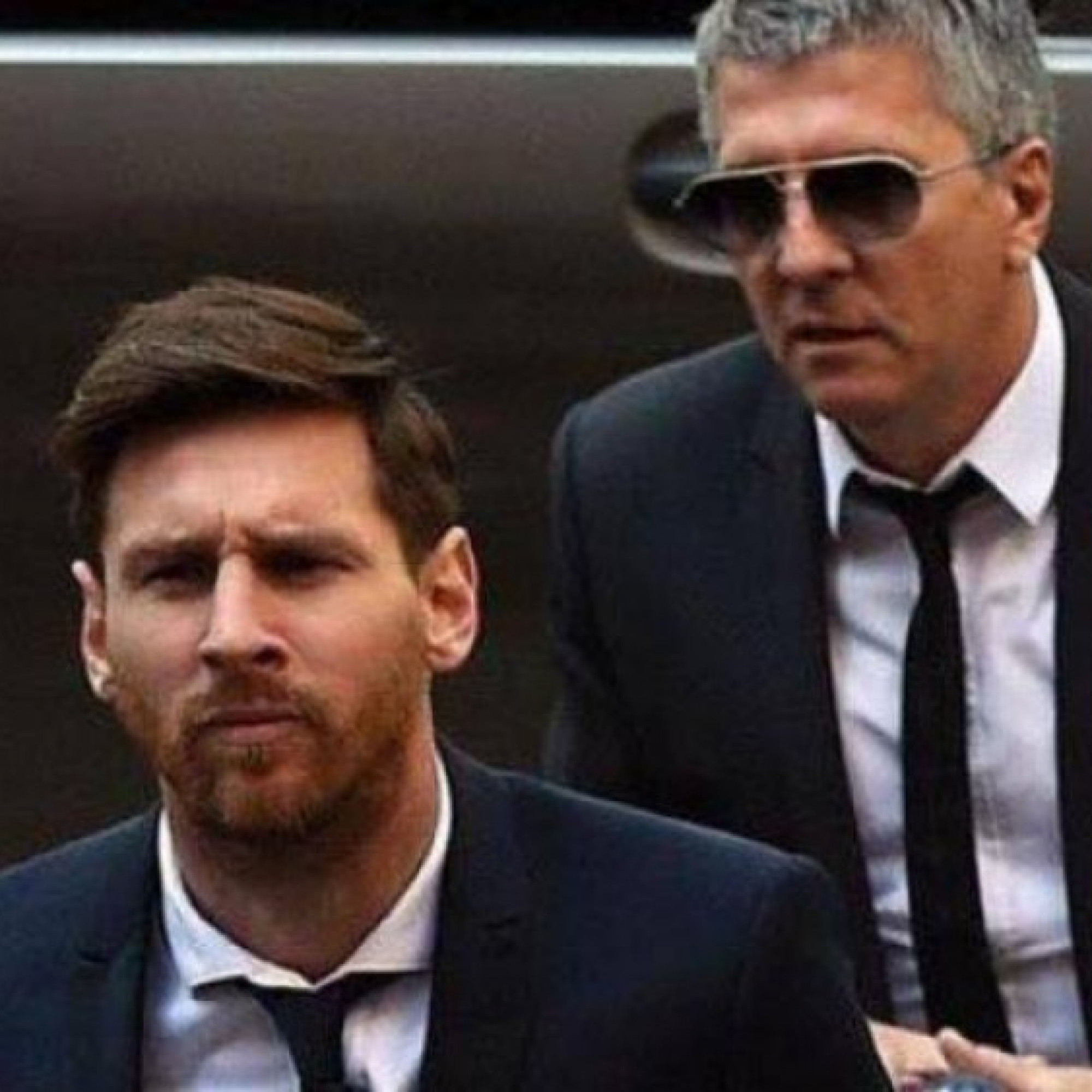 Messi sắp cán mốc tệ nhất sau 16 năm, bố đẻ dụ bỏ PSG về Barcelona