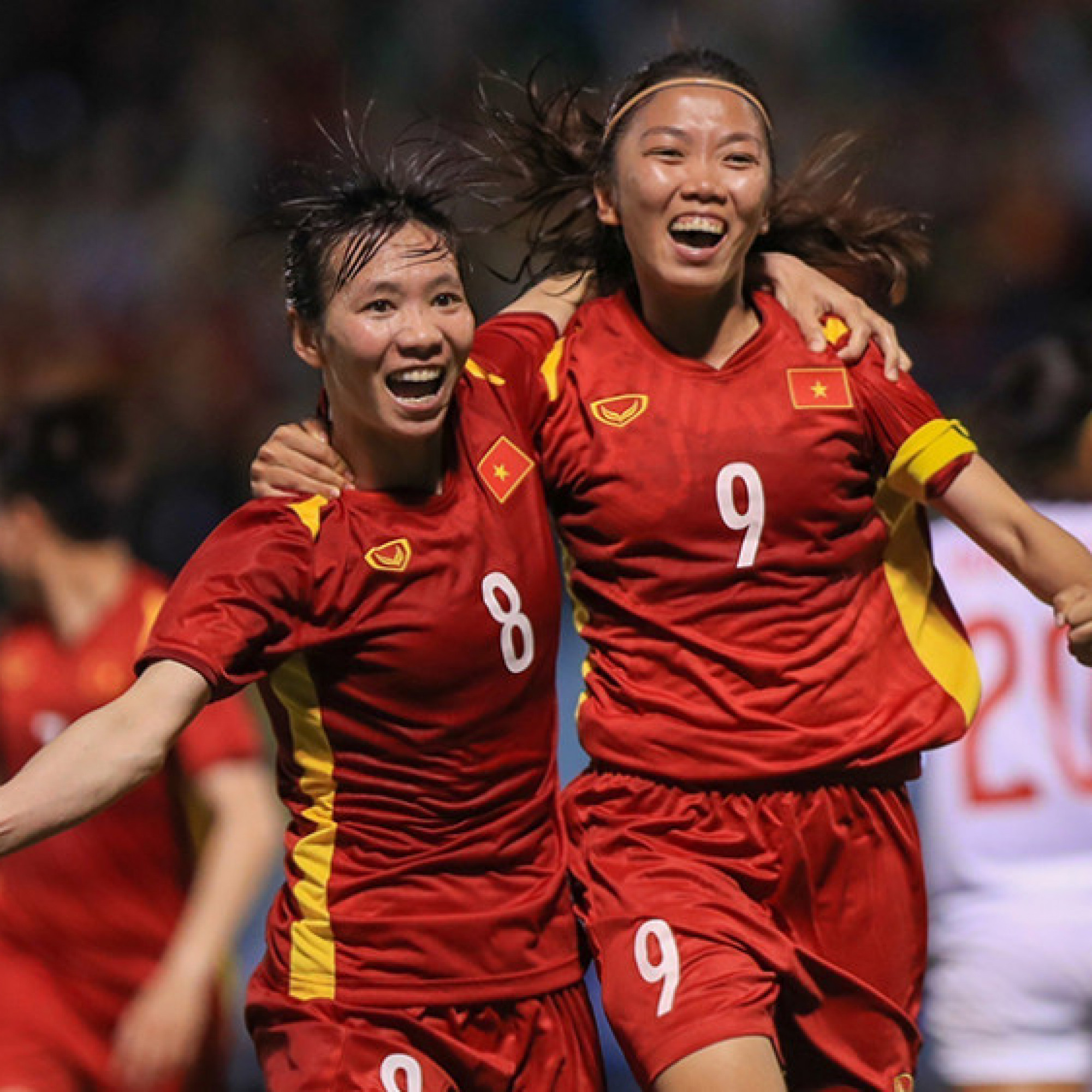  - Tin mới nhất bóng đá tối 20/5: Tuyển nữ Việt Nam đá giao hữu với Pháp