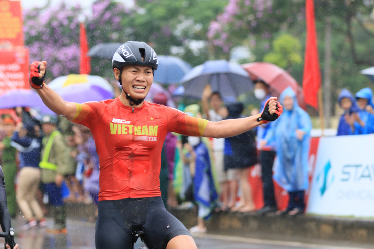 Đỉnh cao SEA Games: Nguyễn Thị Thật liên tiếp giật 2 HCV cho xe đạp Việt Nam - 3