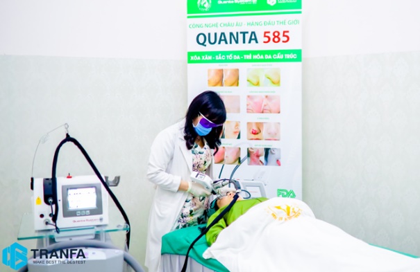 Phòng khám da liễu Bác sĩ Hảo Đà Lạt đầu tư công nghệ Quanta 585 châu Âu trong điều trị mạch máu - 3