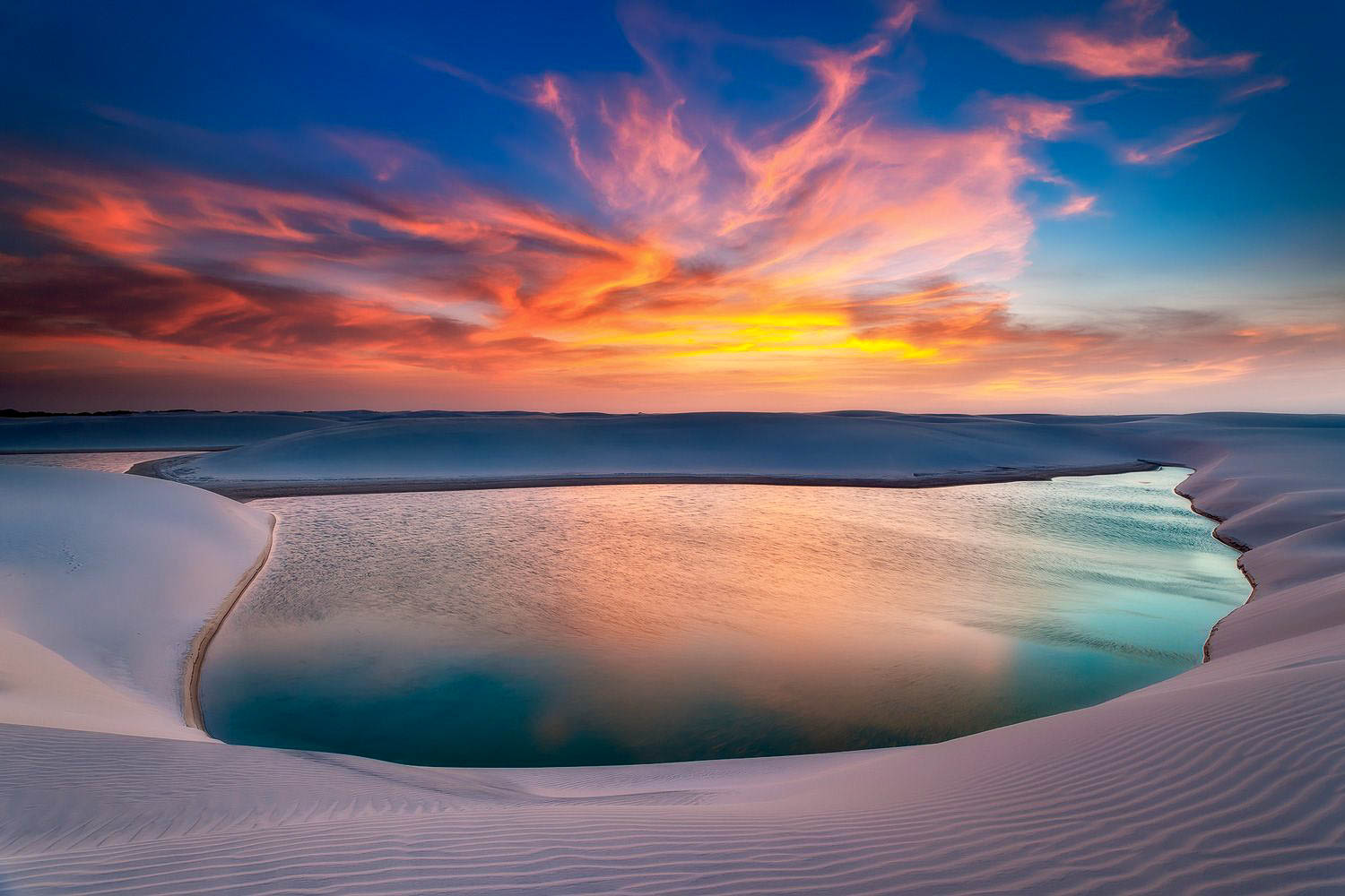 Bí mật tiên cảnh tuyệt đẹp có hàng nhìn hố nước giữa lòng sa mạc - 2