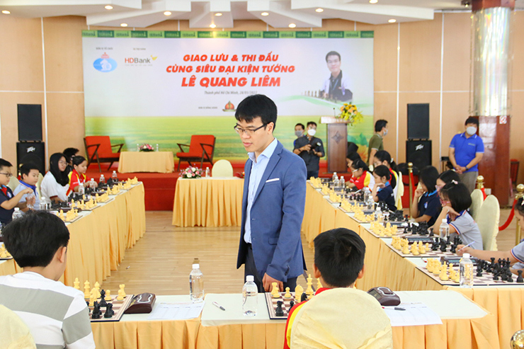 Quang Liêm bị kỳ thủ 11 tuổi cầm hòa, tiết lộ bí quyết thắng “vua cờ” Carlsen - 1