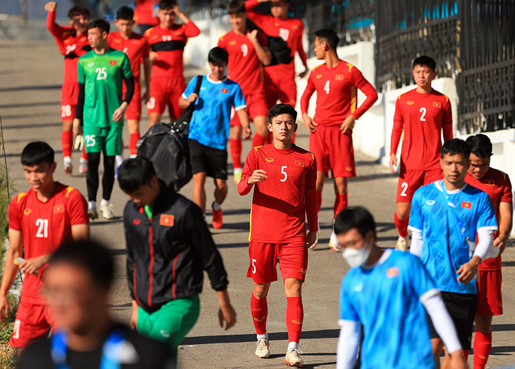 Giật mình U23 Việt Nam đến nhầm sân tập U23 Thái Lan trước ngày đấu Malaysia - 5